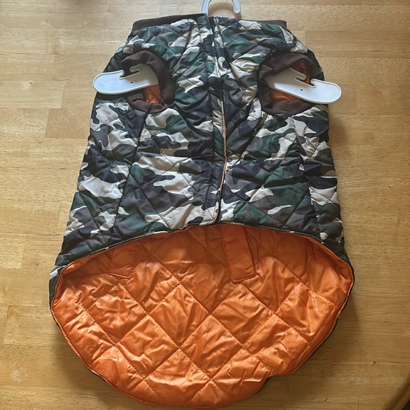 Reversible Pet Coat - Picture 2 of 4